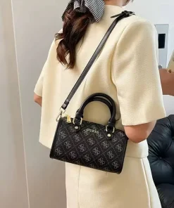 Luxury Leather Material Design Best Superstar Show Commuter Tote Bag